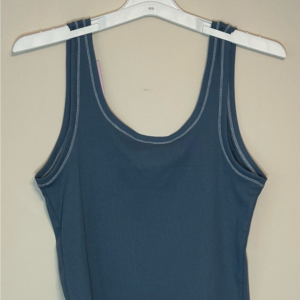 NWT Women’s Crop Top Tank in Slate Blue by Wild Fable. Size L.